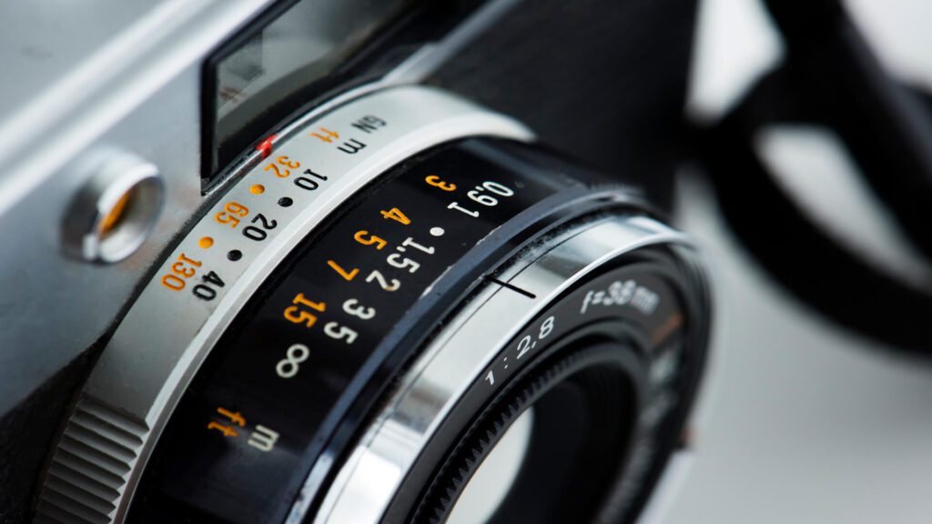 Mirrorless o Reflex: le differenze e quale scegliere